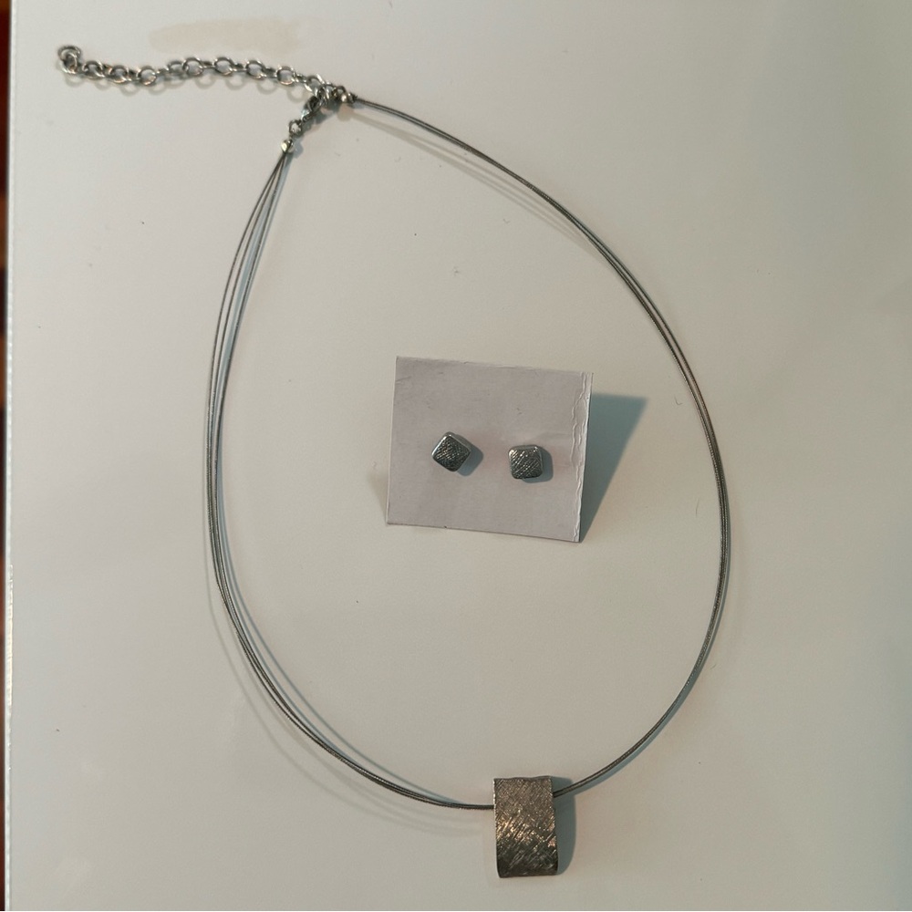 Necklace and matching stud earrings